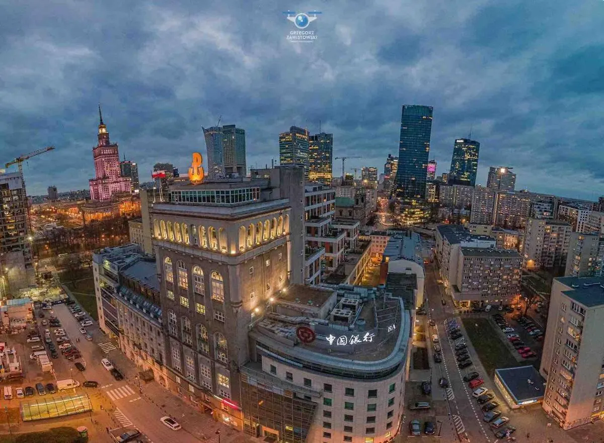 Apartment Green 3 Metro Wifi 65'Tv Netflix Hbo Appletv Amazontv Disney Warsaw