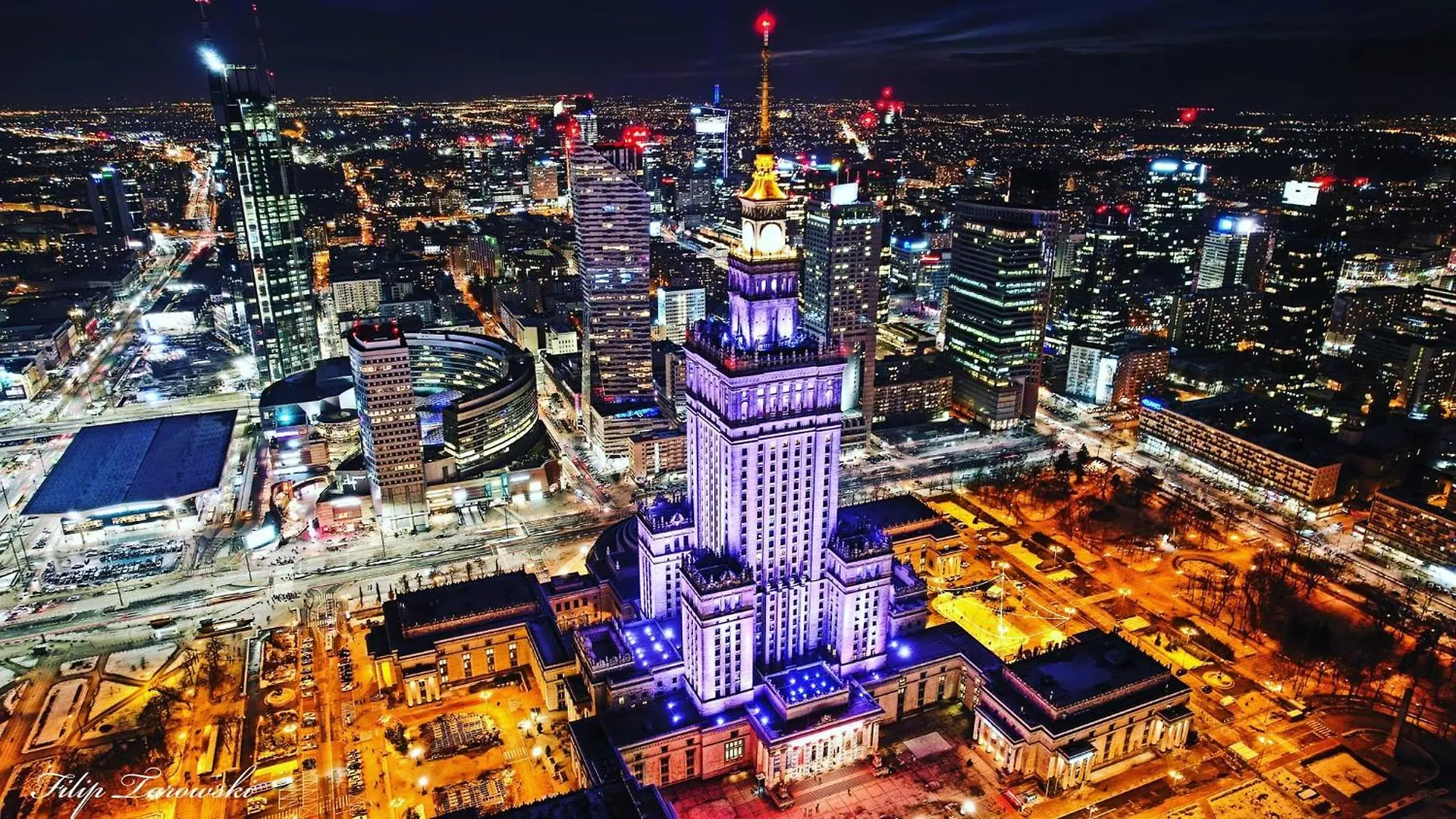 Green 3 Metro Wifi 65'Tv Netflix Hbo Appletv Amazontv Disney Warsaw Apartment